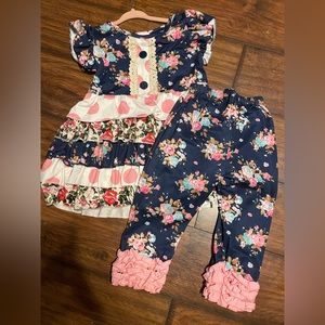 Floral matching boutique set, Just like new, 4t, navy blue, and pink.
